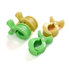 LAT 4er Pack Kinderwagenklammern zum Einhaken der Musselindecke in die Kinderwagen